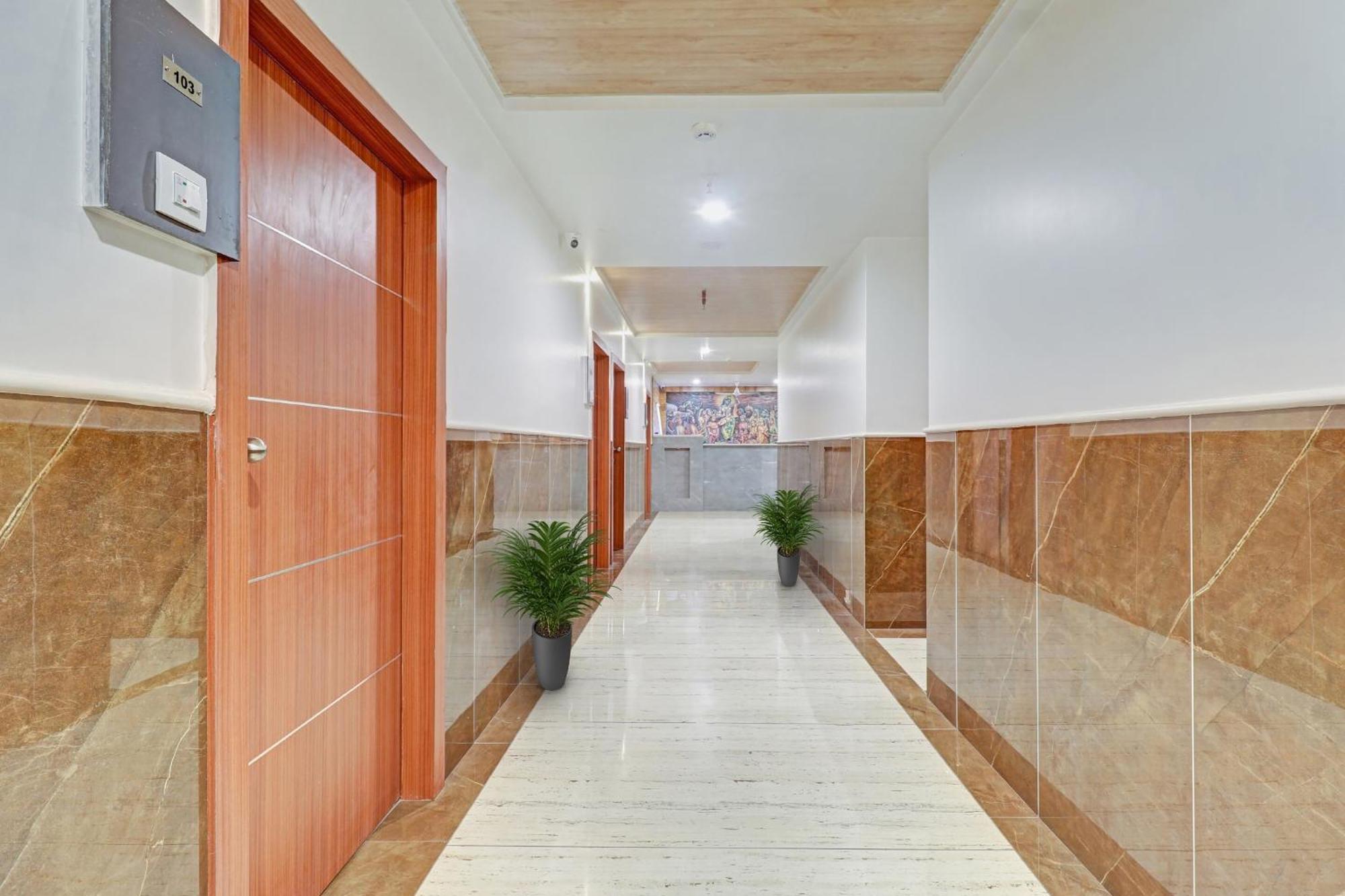 Townhouse Vandana Residency Amarnāth Екстериор снимка