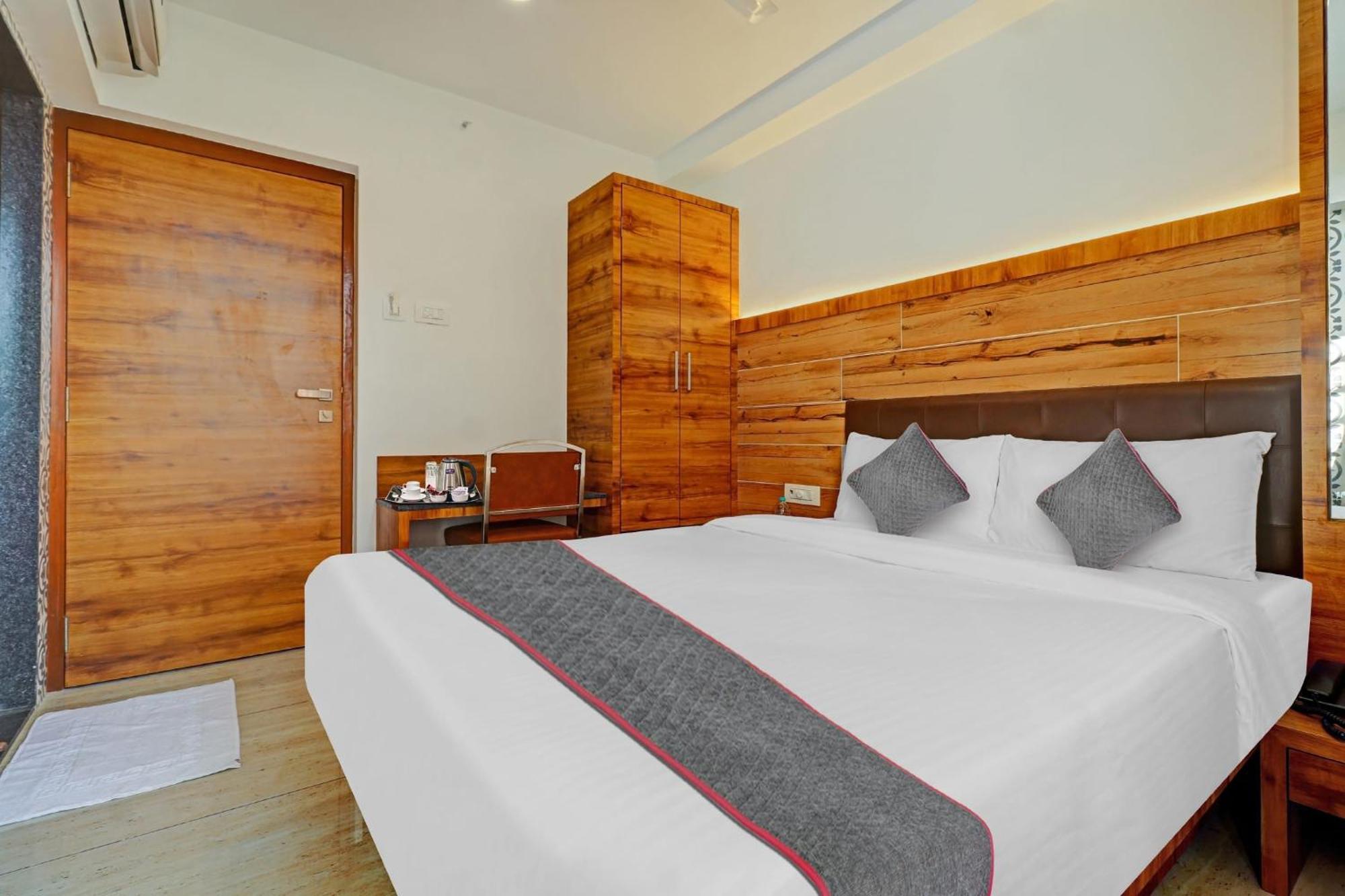 Townhouse Vandana Residency Amarnāth Екстериор снимка